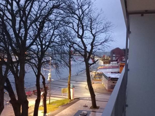 Apartament Z Widokiem Na Morze I Port Mrzezyno Ngoại thất bức ảnh